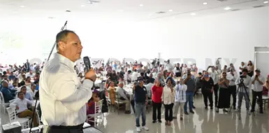 Reconocen a periodistas por su compromiso Reconocen a periodistas por su compromiso