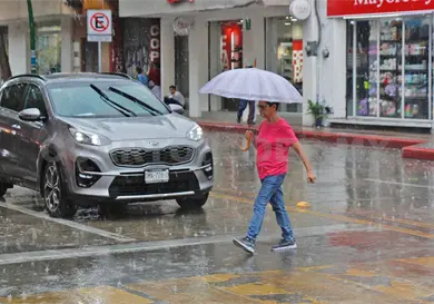 Viene temporal; se form&oacute;  Depresi&oacute;n Tropical Dos-E