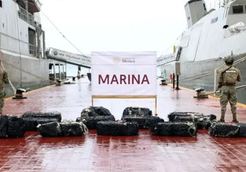 Asegura Marina más de 800 kilos de cocaína Asegura Marina más de 800 kilos de cocaína