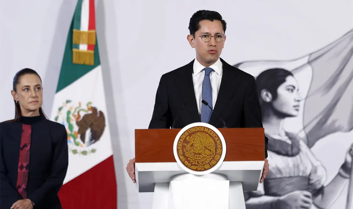 Roberto Velasco destacó que ambos funcionarios acordaron mantener el diálogo. Cortesía