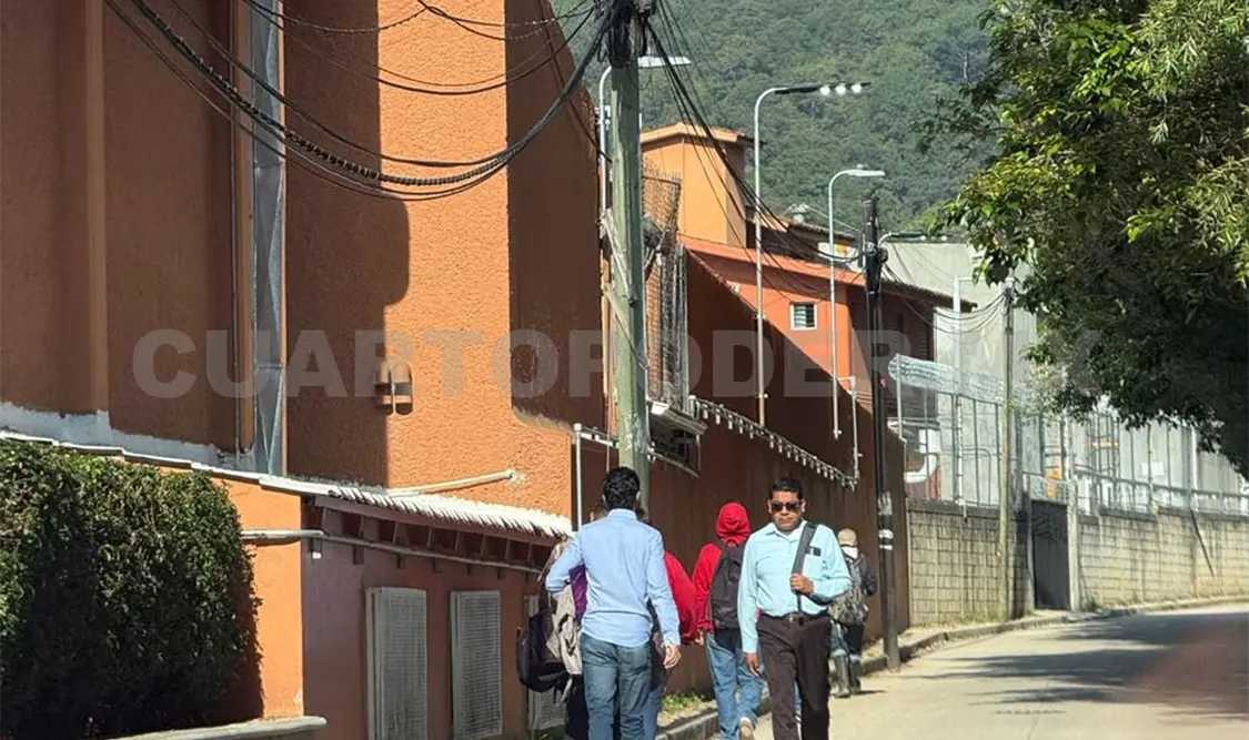 Denuncian que la calzada es muy angosta, representa un riesgo. Elio Henríquez / CP