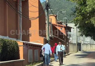 Piden tomar medidas en la calzada Huitepec Piden tomar medidas en la calzada Huitepec