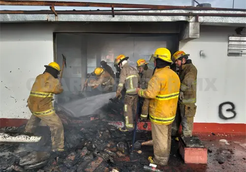 Posible corto causa incendio en carnicer&iacute;a