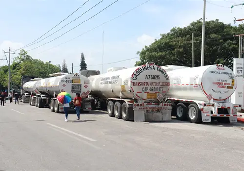 Comienza la escasez de combustible Comienza la escasez de combustible