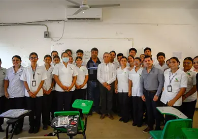 Refuerzan v&iacute;nculo con comunidades educativas