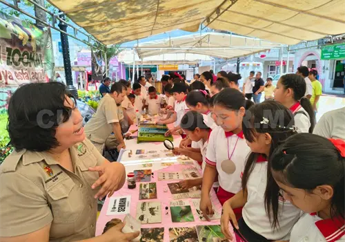 Zool&oacute;gico itinerante en Feria Ambiental