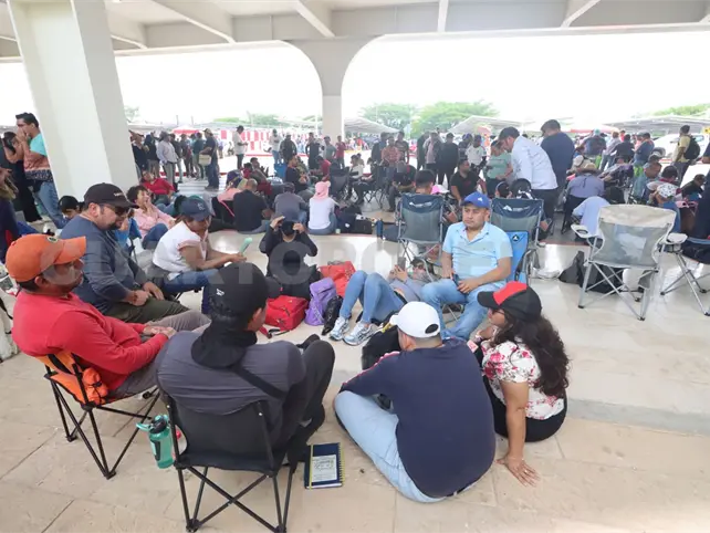 Empresarios rechazan toma del aeropuerto Empresarios rechazan toma del aeropuerto