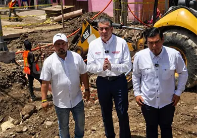 Supervisan obra pluvial en su fase final Supervisan obra pluvial en su fase final