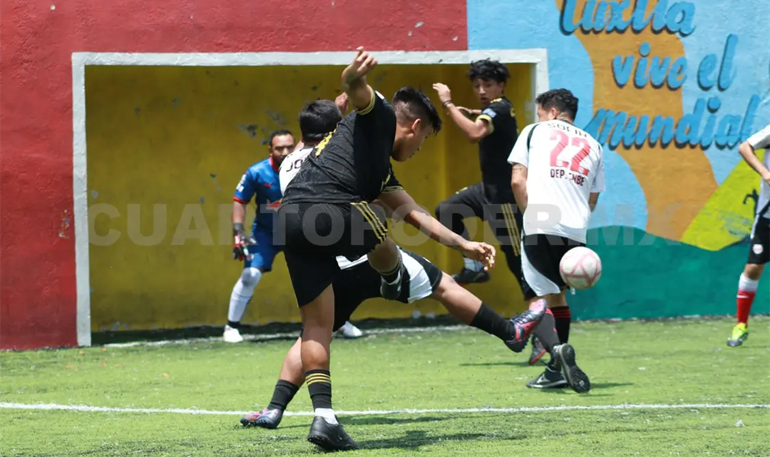 El conjunto del Ice Cars FC sigue siendo el mandamás en el Torneo Héroes Bonampak. Samuel Meneses/CP