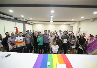 Informan sobre consultas a la comunidad LGBTIQ+