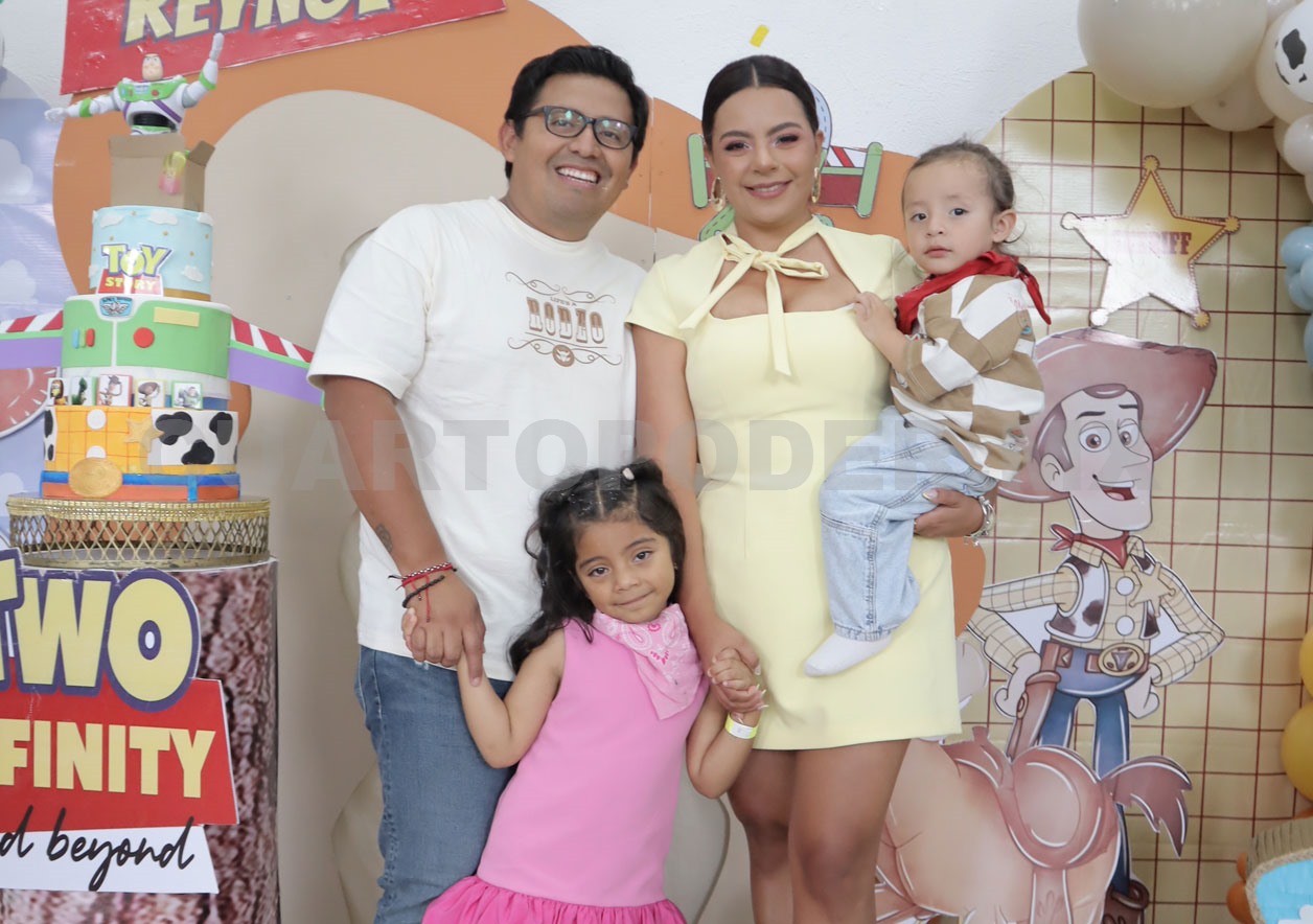 Alessandro Reynol cumple dos añitos