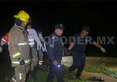 Localizan a hombre arrastrado por río Localizan a hombre arrastrado por río