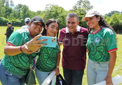 Impulsa Yamil Melgar el deporte en comunidades