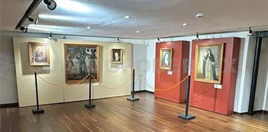 Sala de arte sacro en San Cristóbal Sala de arte sacro en San Cristóbal