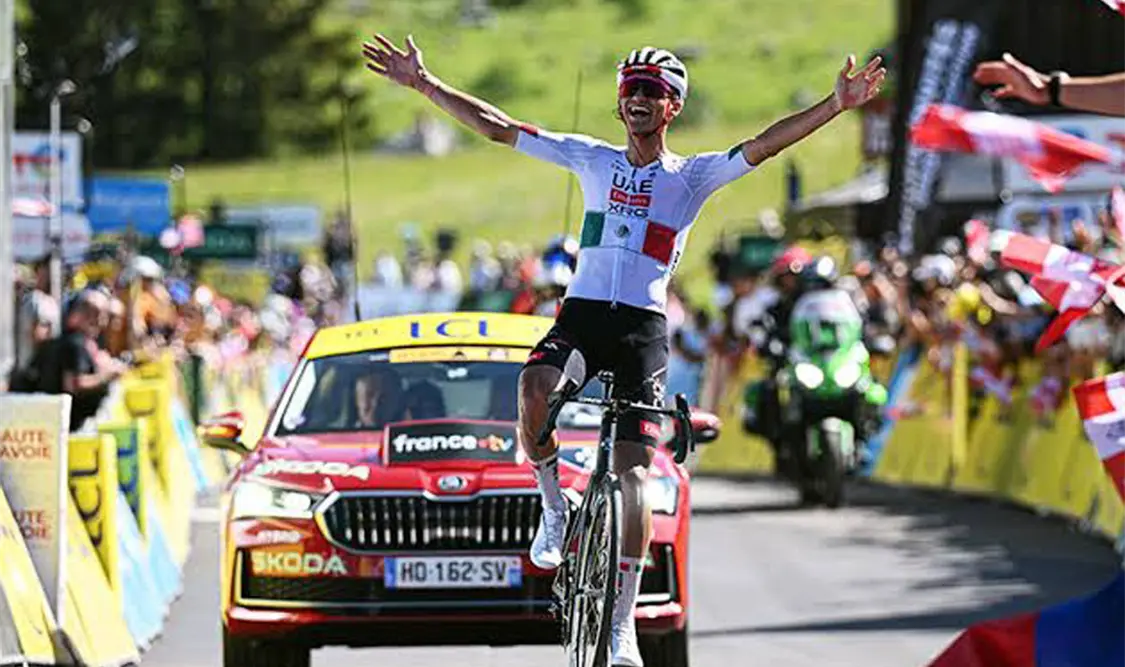 El ciclista mexicano se proclamó campeón del Tour Auvergne-Rhône-Alpes. Agencias