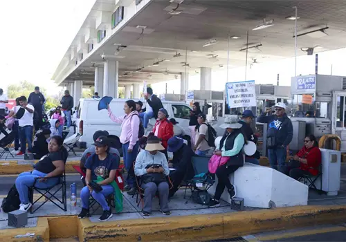 Cumple CNTE 15 días de huelga y realiza jornada de protesta Cumple CNTE 15 días de huelga y realiza jornada de protesta