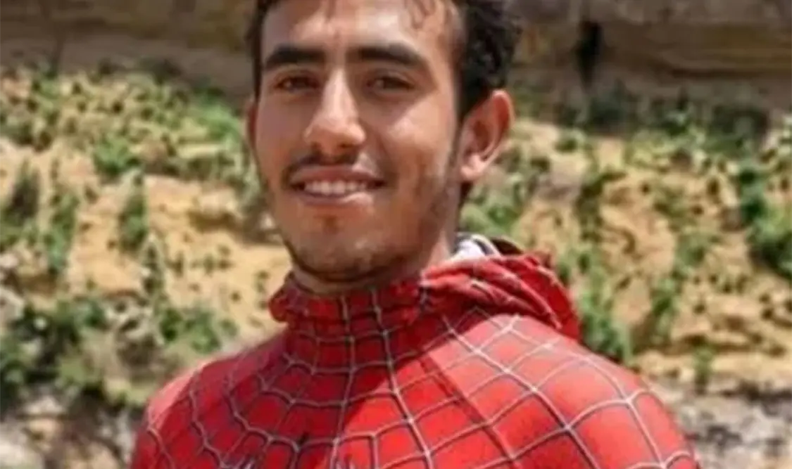 Muere influencer Spider-Man de Yemen