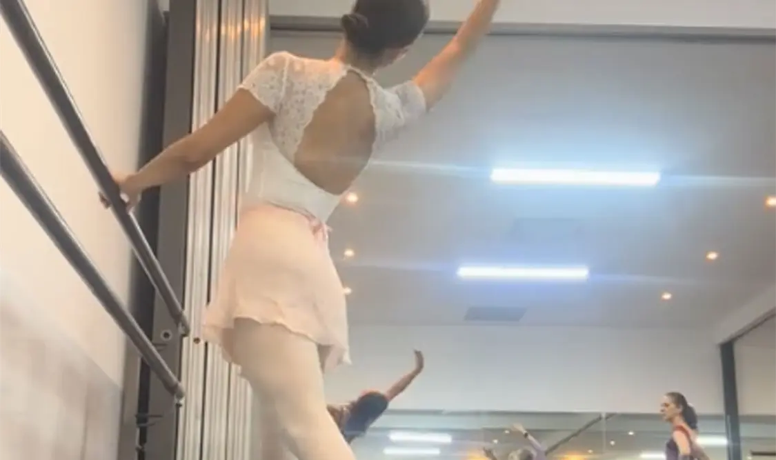 Alejandra retoma su pasión por el ballet