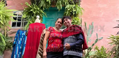 Detr&aacute;s del huipil del mundial: familia, inspiraci&oacute;n y magia