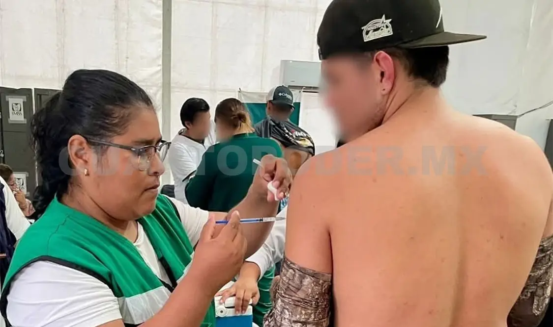 Se aplicó un esquema de vacunación preventivo con el fin de reforzar el estado inmunológico de los viajeros. CP