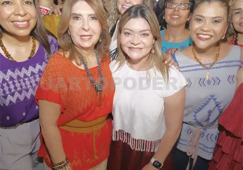 Organizan con éxito Expo Mercadito Organizan con éxito Expo Mercadito