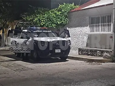 Asaltan a cinco j&oacute;venes a punta de pistola