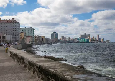 Cuba impulsa reforma econ&oacute;mica en 70 a&ntilde;os