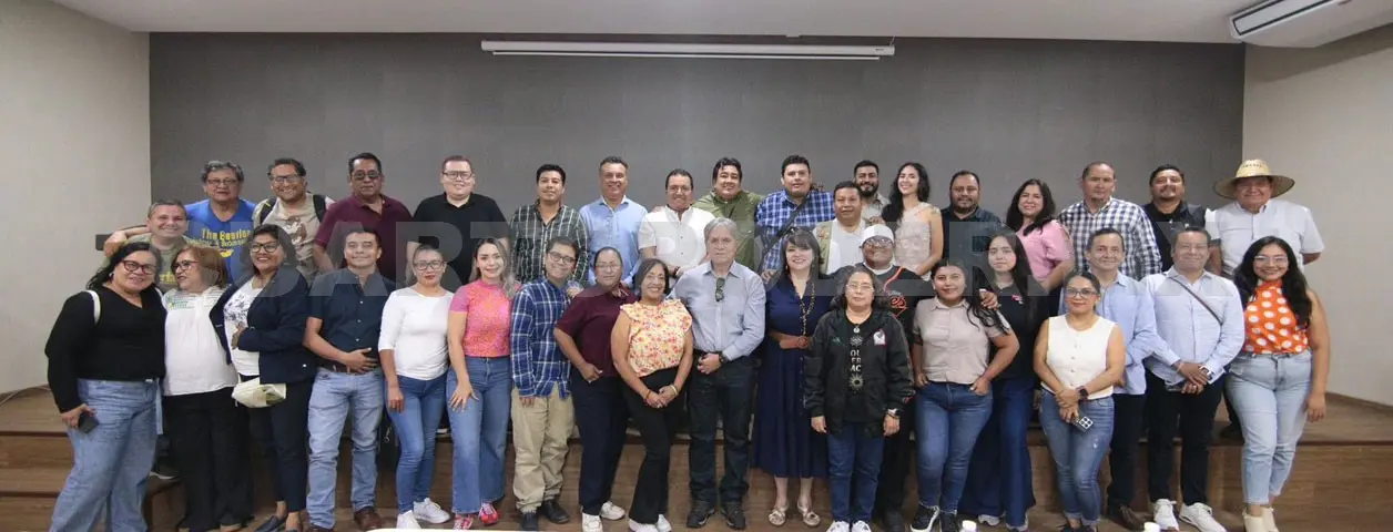 El encuentro reunió a más de 30 periodistas del estado. Cortesía