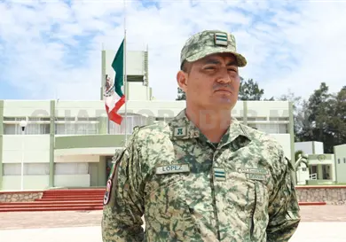 Carlos Alejandro: un papá en el mundo militar Carlos Alejandro: un papá en el mundo militar