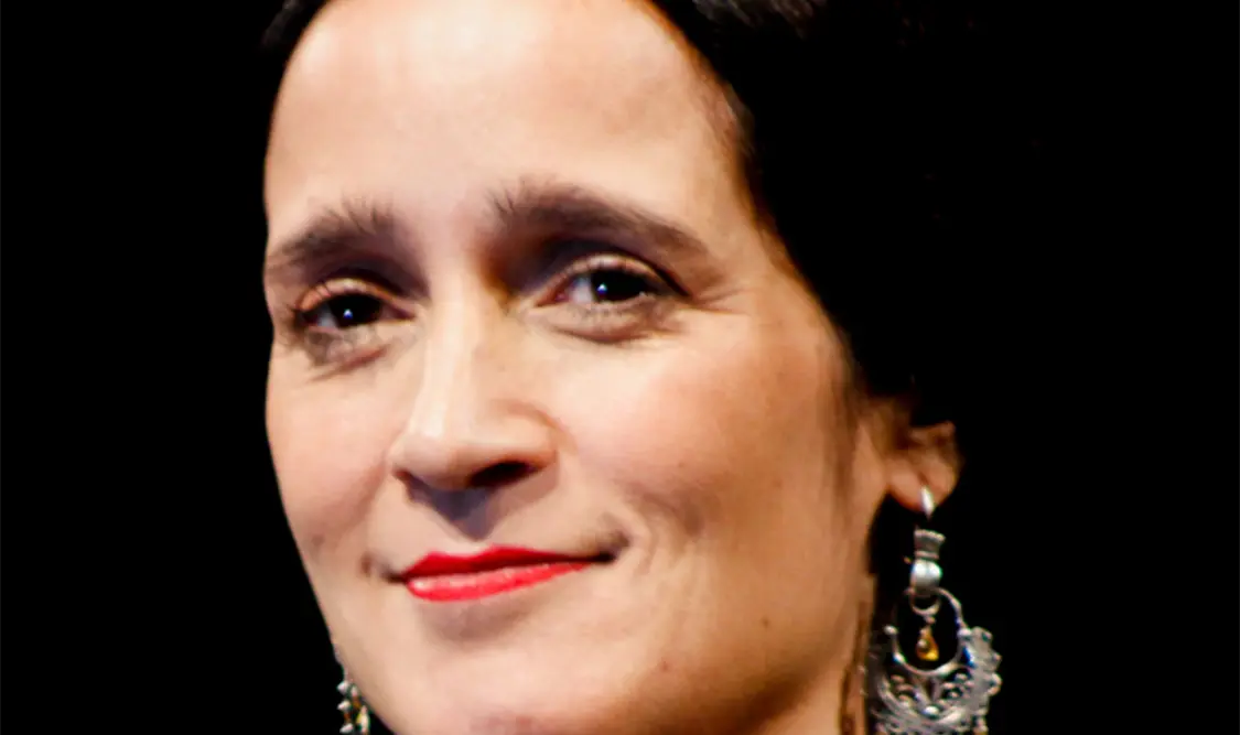 Julieta Venegas apuesta por clásicos