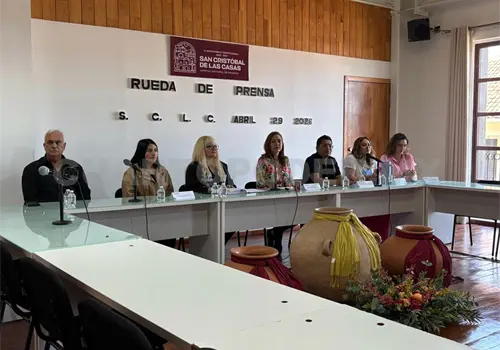 Exhiben posibles desfalcos de Fabiola Ricci y Díaz Ochoa Exhiben posibles desfalcos de Fabiola Ricci y Díaz Ochoa