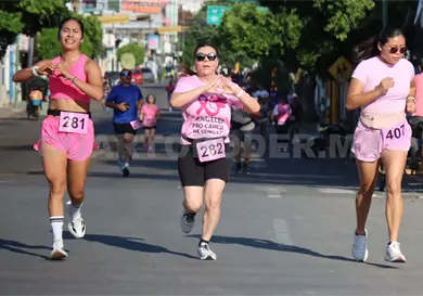 Corren por una noble causa en Tuxtla