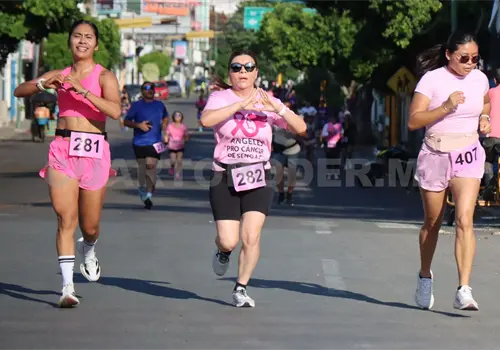 Corren por una noble causa en Tuxtla Corren por una noble causa en Tuxtla