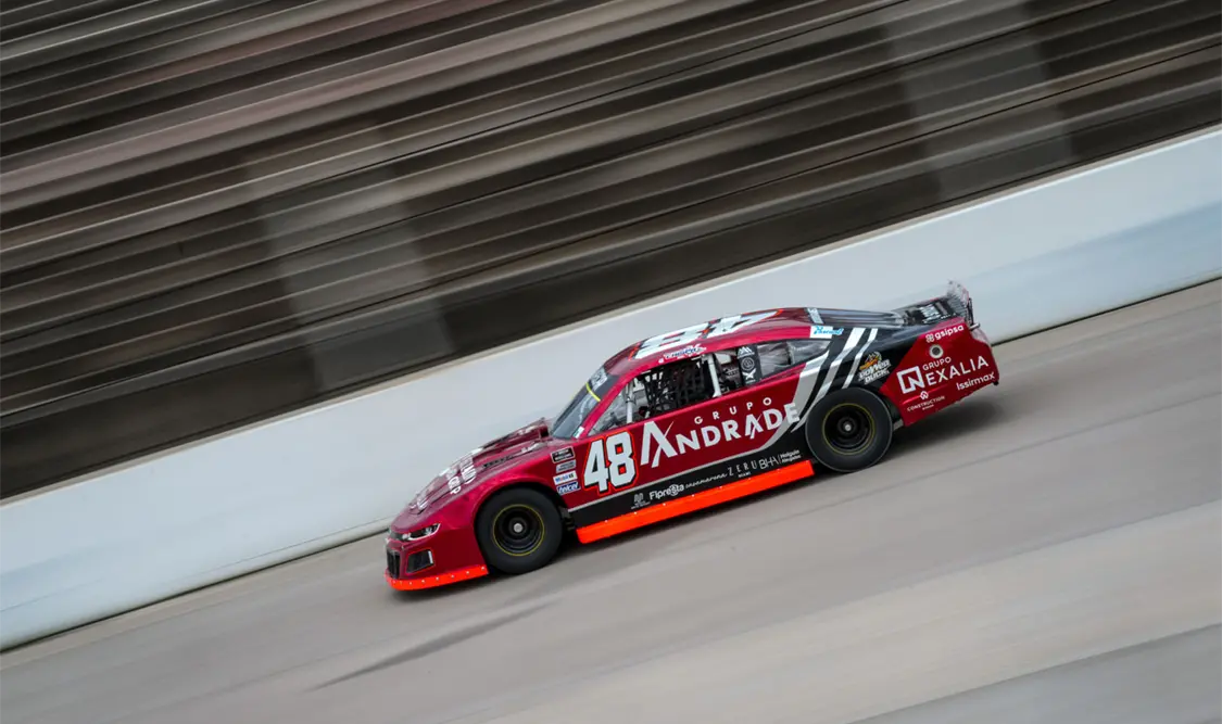 El piloto del auto 48 cerró séptimo en la quinta fecha y se mantiene en el top 10 del campeonato. Cortesía