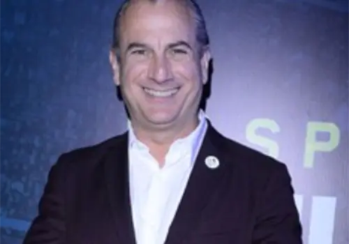 Patricio Cabezut extraña a sus hijas Patricio Cabezut extraña a sus hijas