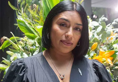 Adriana Paz lidia con el sufrimiento