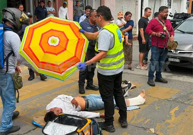 Atropellan a joven y le fracturan una pierna