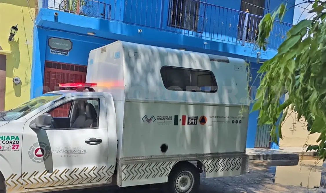 Sus familiares pidieron ayuda a través de los números de emergencias, pero ya no contaba con signos vitales. Ulises Villalobos / CP