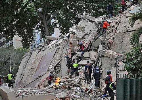 Dos fuertes terremotos sacuden a Venezuela