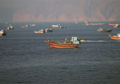 Inicia operaci&oacute;n evacuar barcos de Ormuz