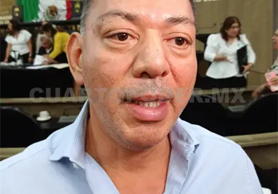 Generamos energ&iacute;a, pero vivimos a oscuras: diputado
