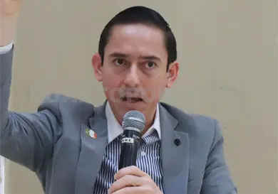 Rechaza l&iacute;der evang&eacute;lico se&ntilde;alamientos