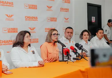 Reitera MC que ir&aacute; solo a comicios 2027
