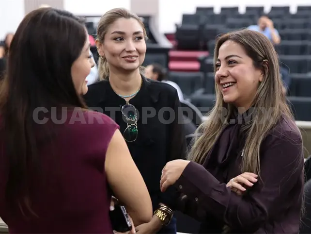 Respalda diputada cambio en Salud