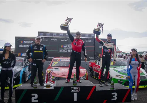 Xavi Razo conquista la carrera de Quer&eacute;taro