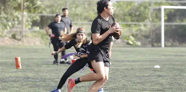 Mustangs cierra a todo galope el TNT Mixto Mustangs cierra a todo galope el TNT Mixto