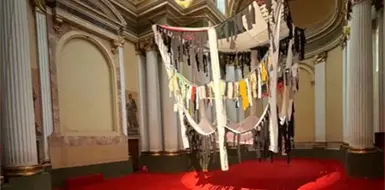 Invitan a pensar sobre la indumentaria