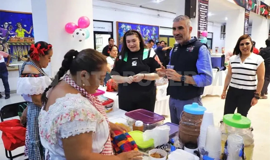 Al evento asistió el alcalde Ángel Torres y la regidora Paola Aguilar. Cortesía