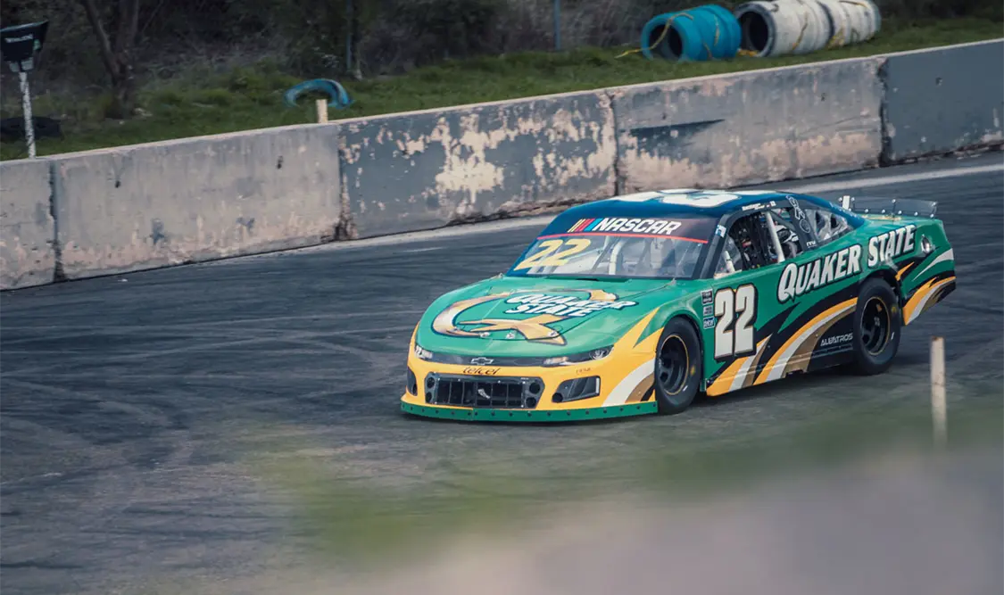 ANVI Motorsport trabajó contra reloj para devolver el auto a pista y completar la carrera en Querétaro. Cortesía