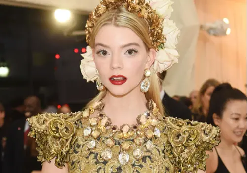 Anya Taylor-Joy se rebela